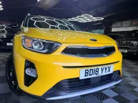 Used Kia Stonic First Edition 2018 Yellow SUV