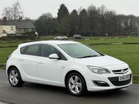 Used Vauxhall Astra SRi 2013 White Hatchback