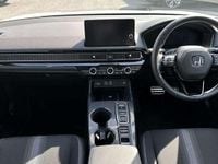 Used Honda Civic Sport 182 HP (133 kW) 2025 Premium paint  platinum white  Hatchback