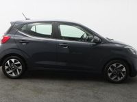Używany Hyundai i10 Advanced 63 KM (46 kW) 2025 Szary Hatchback