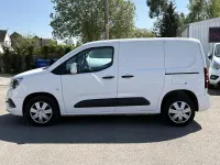 Begagnad Vauxhall Combo Sportive 100 HK (73 kW) 2021 Vit Minibuss