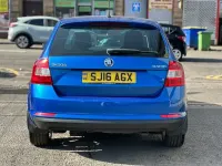 Usado Skoda Rapid SE 110 HP (80 kW) 2016 Azul Citadino