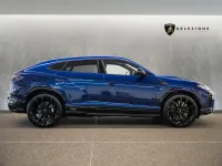 Used Lamborghini Urus 2024 Blu astraues SUV