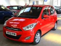 Usado Hyundai i10 Active 85 HP (62 kW) 2012 Vermelho Citadino