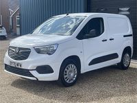 Used Vauxhall Combo Sportive 100 HP (73 kW) 2020 White MPV