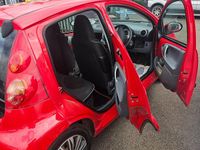 Used Peugeot 107 68 HP (50 kW) 2010 Red Hatchback