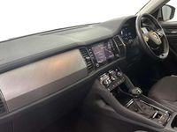 Used Skoda Kodiaq SE Drive 147 HP (108 kW) 2023 Brilliant silver metallic SUV