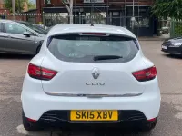Used Renault Clio Dynamique 75 HP (55 kW) 2015 White Hatchback