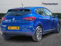 Używany Renault Clio V Evolution 90 KM (66 kW) 2023 Niebieski Hatchback