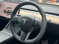 Used Tesla Model Y Standard Range 219 kW (299 HP) 2022 White SUV