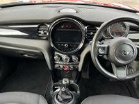 Used Mini Cooper Classic 136 HP (100 kW) 2022 Chili red Hatchback
