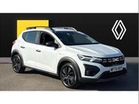 Used Dacia Sandero Essentiel 90 HP (66 kW) 2024 White SUV