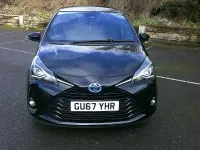 Used Toyota Yaris 100 HP (73 kW) 2017 Black Hatchback