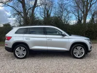 Usado Skoda Kodiaq SE L 190 HP (139 kW) 2019 Prateado SUV