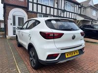 Used MG ZS Excite 105 kW (143 HP) 2019 White Hatchback