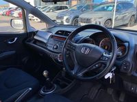 used Honda Jazz 1.4 i-VTEC ES Plus 5dr - 2015 (15)