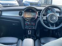 Used Mini Cooper Exclusive 134 HP (98 kW) 2024 Blue Hatchback