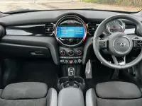 Used Mini Cooper Hatch 134 HP (98 kW) 2022 White Hatchback