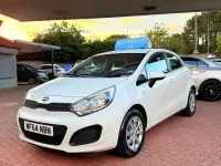 Used Kia Rio 2015 White Hatchback