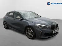 Używany BMW M135 2021 Niebieski Hatchback