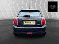 Used Mini Cooper D Hatch 116 HP (85 kW) 2018 Black Hatchback