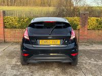 Used Ford Fiesta Zetec 125 HP (91 kW) 2013 Black Hatchback