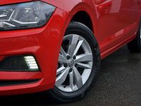 Used VW Polo SE 95 HP (69 kW) 2019 Red Hatchback