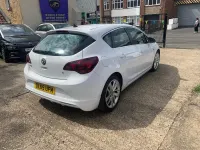 Used Vauxhall Astra 2015 White Hatchback