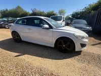 Used Volvo C30 R-Design 2010 White Hatchback