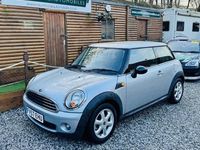 Begagnad Mini ONE Hatch 95 HK (69 kW) 2007 Silver Halvkombi