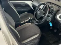 Used Toyota Aygo X-play 72 HP (52 kW) 2018 White Hatchback