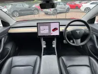 Usado Tesla Model 3 Performance 461 kW (627 HP) 2019 Vermelho Sedan