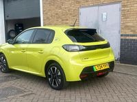 Used Peugeot e-208 Style 98 kW (134 HP) 2024 Yellow Hatchback