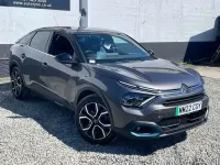 Używany Citroën e-C4 Shine 100 kW (136 KM) 2022 Szary Hatchback