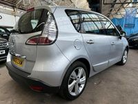 Używany Renault Scénic III Dynamique 110 KM (80 kW) 2012 Srebrny Minivan