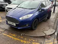 Used Ford Fiesta Titanium 125 HP (91 kW) 2015 Blue Hatchback