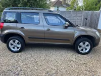 Używany Skoda Yeti 105 KM (77 kW) 2011 Brązowy SUV