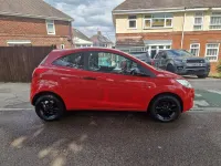 Used Ford Ka Studio 69 HP (50 kW) 2014 Red Hatchback