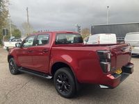 Used Isuzu D-Max 163 HP (119 kW) 2024 564 spinel red Pickup