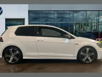 Used VW Golf VII R 300 HP (220 kW) 2016 Pure white Hatchback