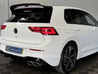 Second-hand VW Golf VIII R 2022 Alb Hatchback