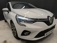 Used Renault Clio Iconic 75 HP (55 kW) 2020 White Hatchback