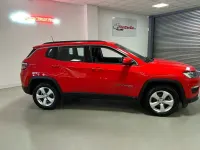 Begagnad Jeep Compass Longitude 140 HK (102 kW) 2019 Röd SUV