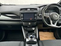 Used Nissan Leaf N-Connecta 110 kW (150 HP) 2022 White Hatchback