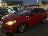 Used Vauxhall Astra SRi 165 HP (121 kW) 2013 Red Estate