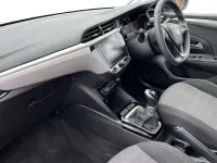 Używany Vauxhall Corsa Design Edition 75 KM (55 kW) 2022 Biały Hatchback