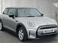 Usado Mini Cooper Classic 134 HP (98 kW) 2023 Prateado Citadino