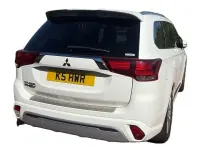 Used Mitsubishi Outlander P-HEV 2019 White Estate