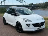 Used Vauxhall Adam 69 HP (50 kW) 2019 White Hatchback