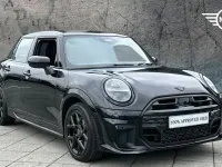 Used Mini Cooper Hatch 113 kW (154 HP) 2025 Black Hatchback